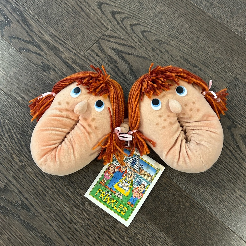 Frinkle Feet Vintage Novelty - Very Rare- Slippers... c.1986 - with story book